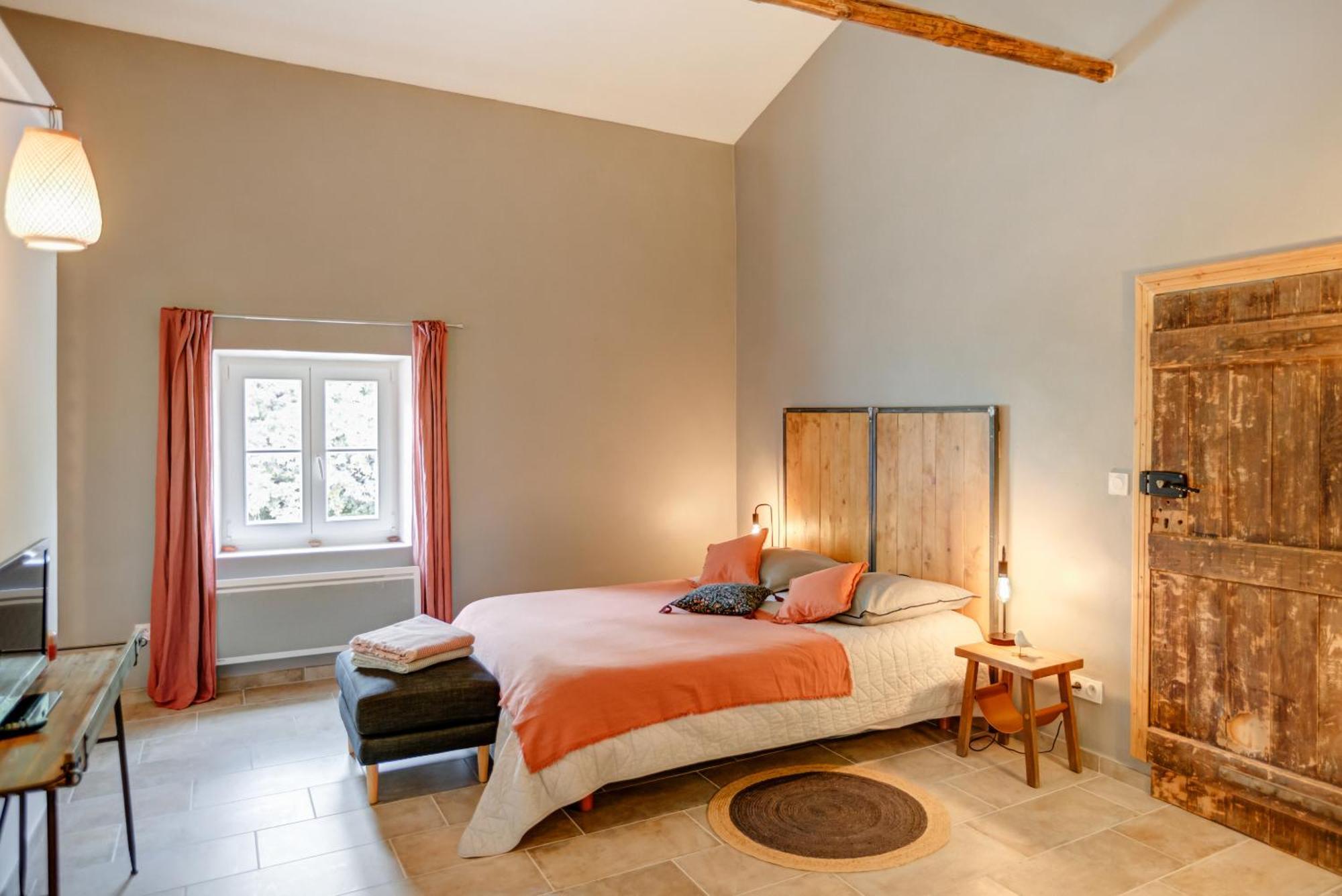 Le Domaine De L'Osage Hotel Pont-Saint-Esprit Room photo